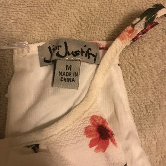 Romper - Picture 3 of 4